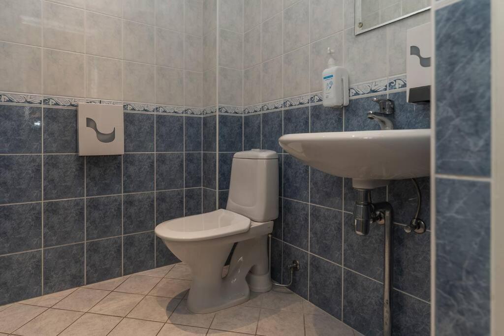 Pueha Vaimu Kuelaliskorter Tallinn Buitenkant foto