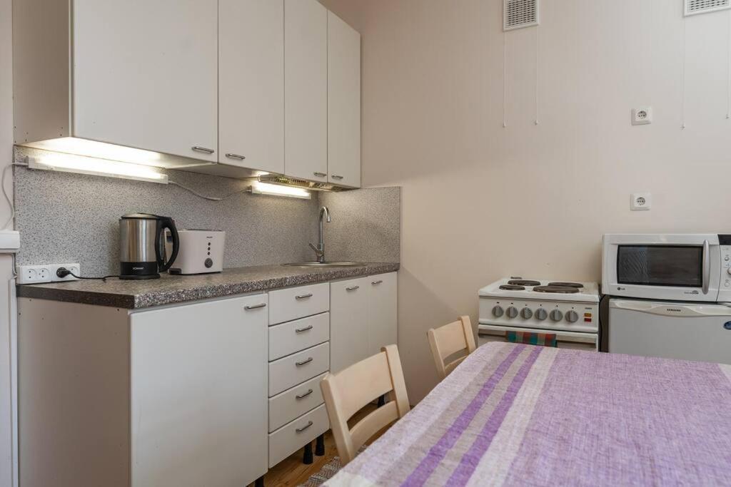 Pueha Vaimu Kuelaliskorter Tallinn Buitenkant foto